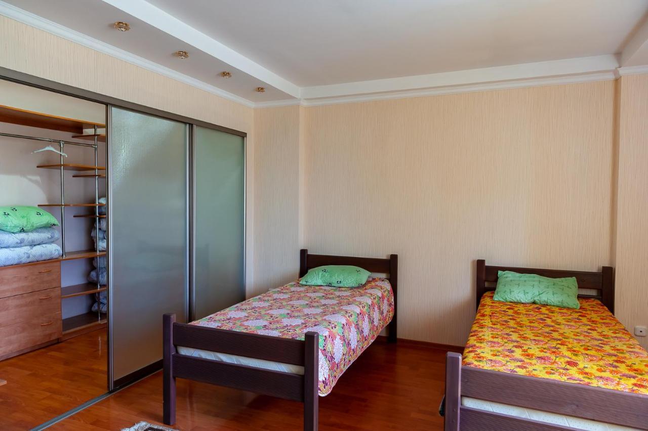 Hostel Astana Extérieur photo