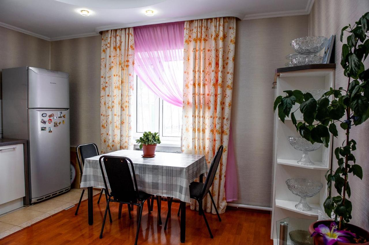 Hostel Astana Extérieur photo