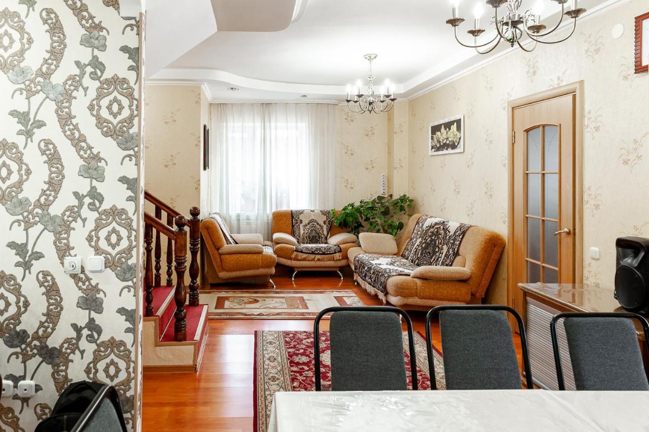 Hostel Astana Extérieur photo
